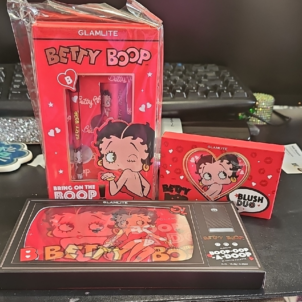 Betty Boop 3 Piece Make-up Kit